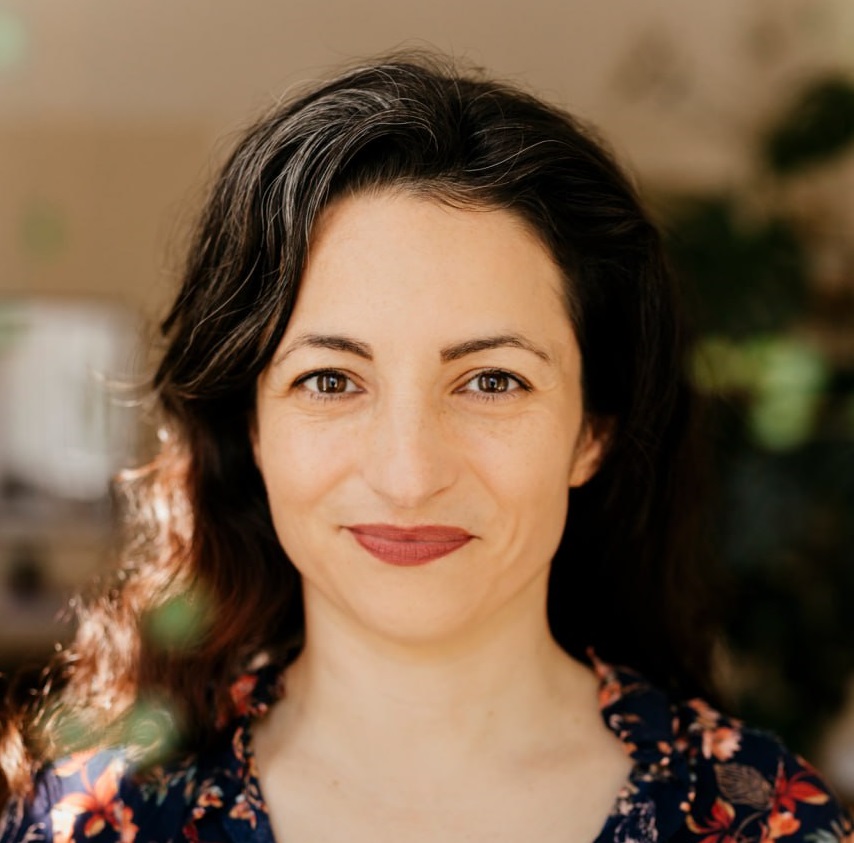 Aylin von Healing Design – Porträtfoto